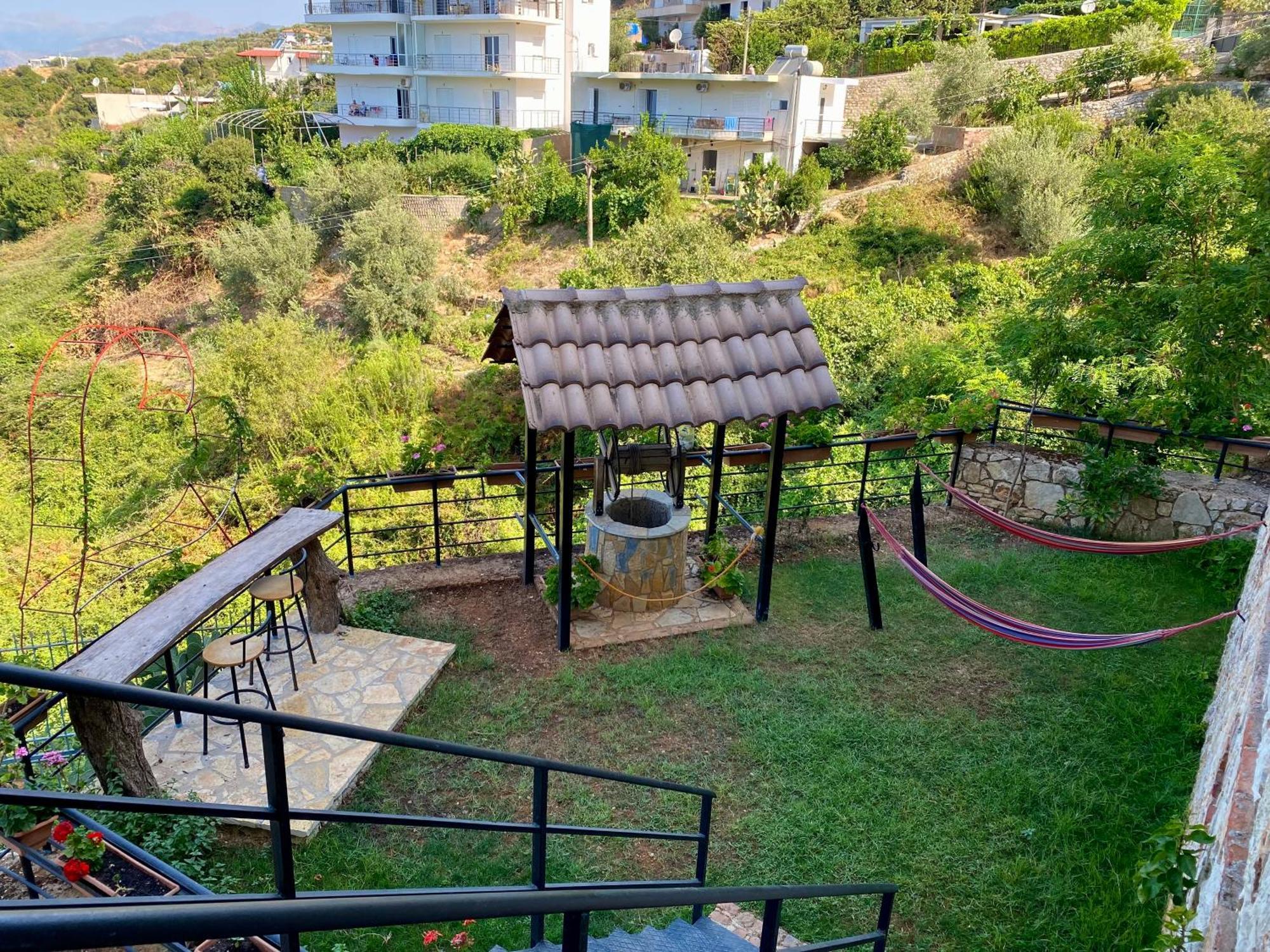 Itaka Summer Rooms Lukova Exterior photo